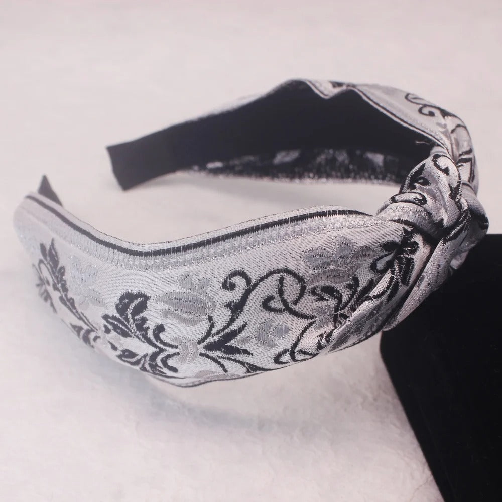 Serre tete fleurs hiver