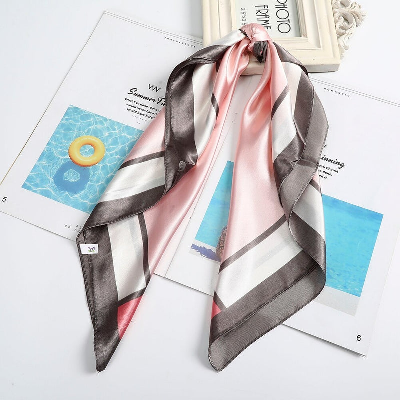 foulard cheveux rose et gris